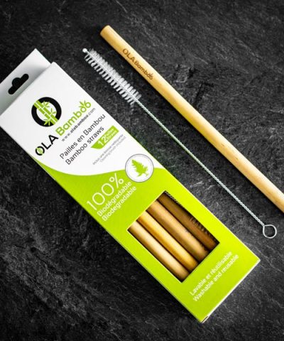 Bamboo straw with cleaning brush in recyclable packaging