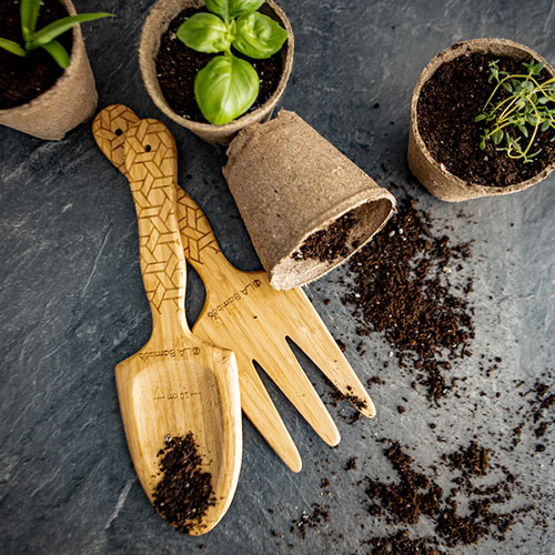 Gamme Natur'elle : des outils de jardinage au féminin