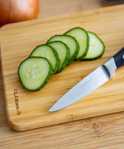 vegetable cutting board made of bamboo